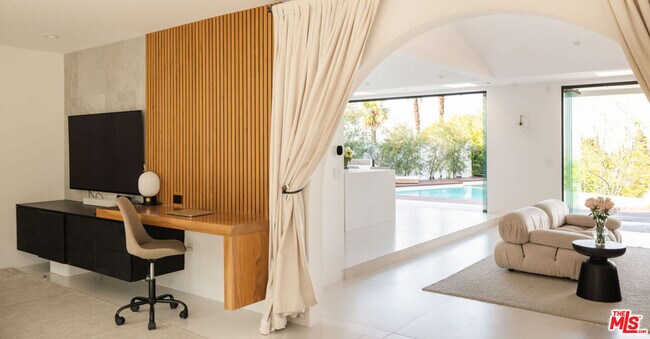 Building Photo - 3382 Scadlock Ln