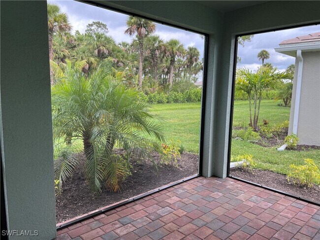 Building Photo - 331 Tamarindo Ln