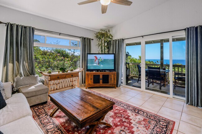 Building Photo - 111 Paia Pohaku St