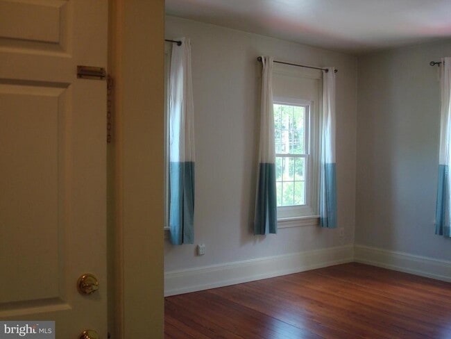 Building Photo - 514 Spring Grove Ln