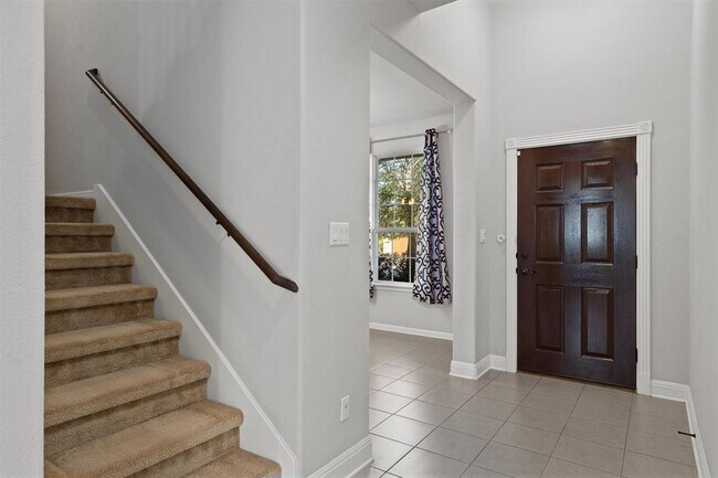 Building Photo - 104 San Matteo St