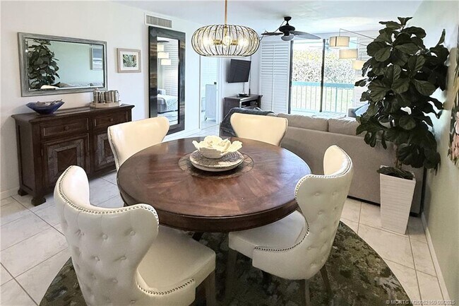 Building Photo - 9940 S Ocean Dr