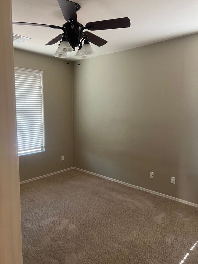 Building Photo - 21067 E Tierra Grande