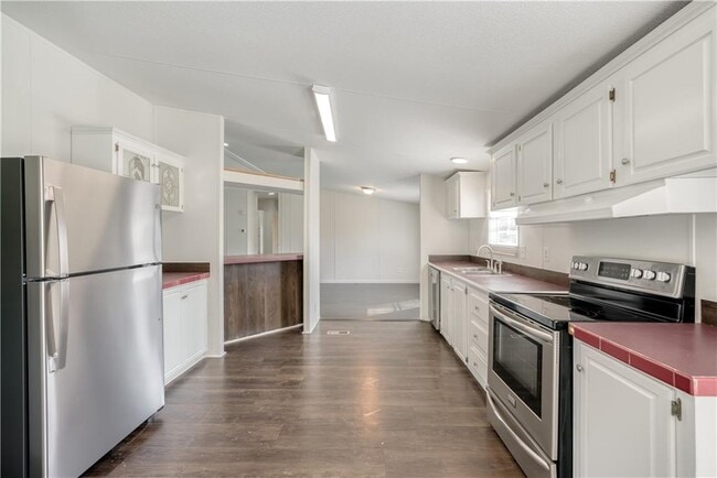 Building Photo - 2178 GA-323