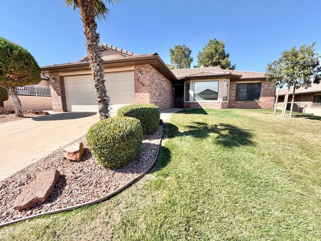 Building Photo - Short term rental available! 9-Month lease!!