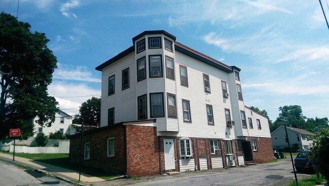 Primary Photo - 8 Clapp Ave