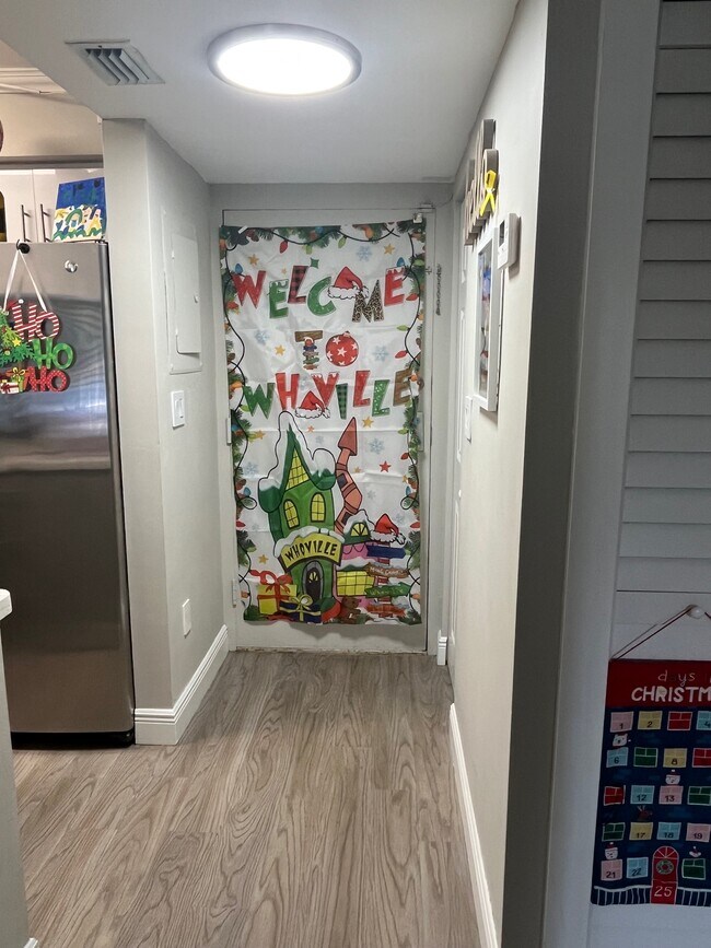 Building Photo - 14211 SW 88th St