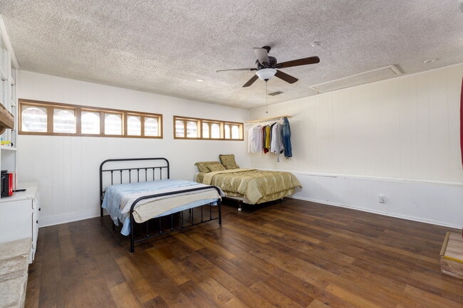 Building Photo - 10615 Lands Run St