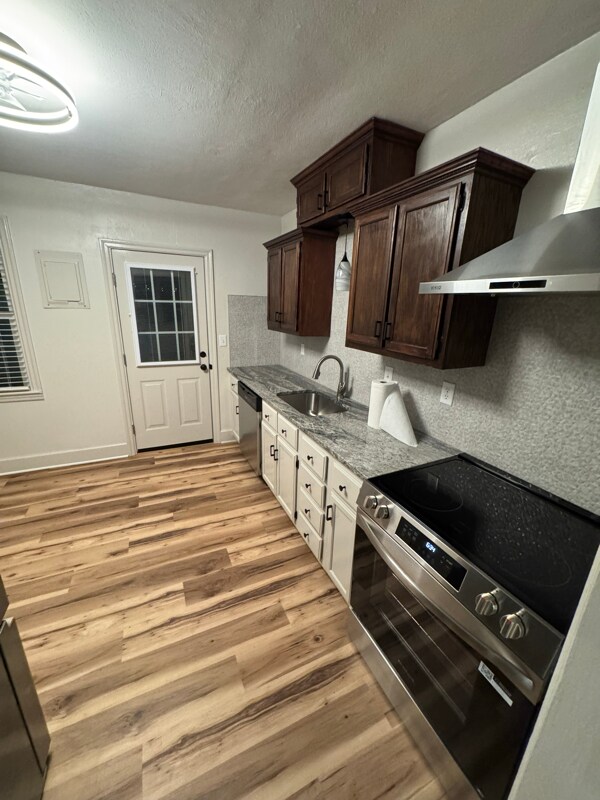 Building Photo - 1308 Sparkman St SW