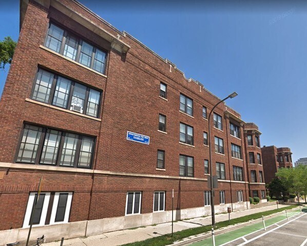 Primary Photo - 1609 Ridge Ave