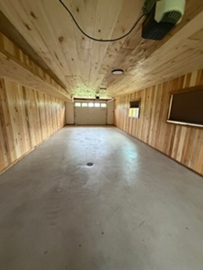Building Photo - 9170 25th Ave SW