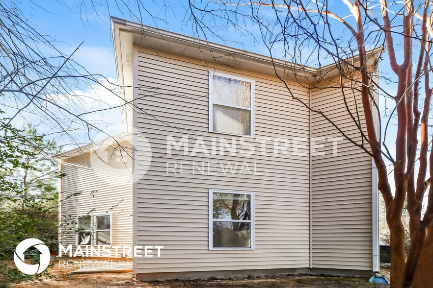Building Photo - 11104 Northwoods Forest Dr