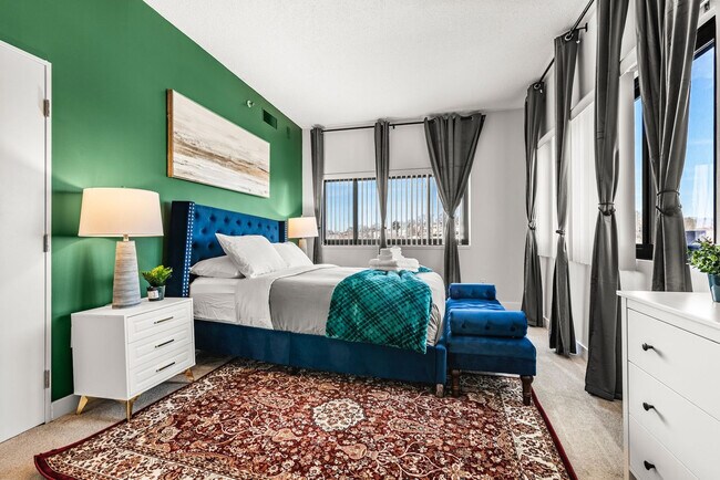 Building Photo - 275 U.S. 20-SI ID1240408P