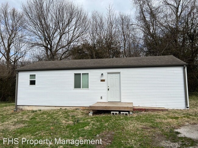 Primary Photo - 3 br, 1 bath House - 3222 N Howard Unit B