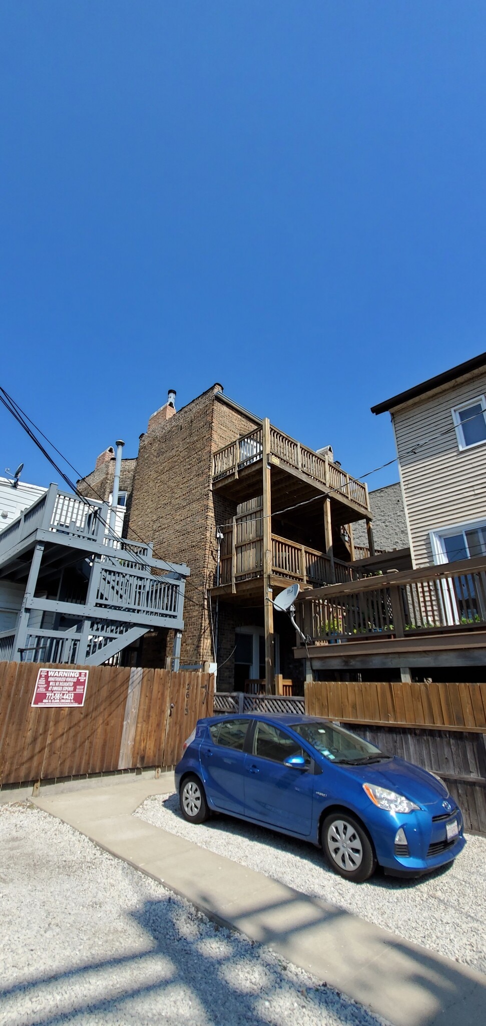 Building Photo - 2615 N Halsted St