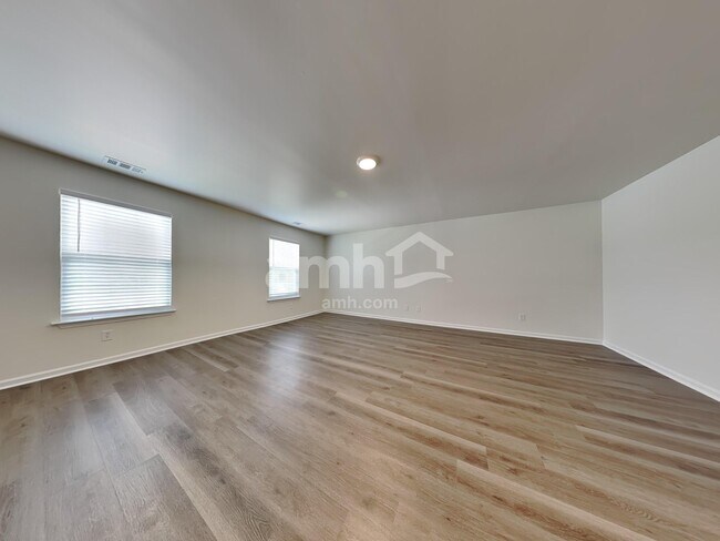 Building Photo - 312 Windmill Dr