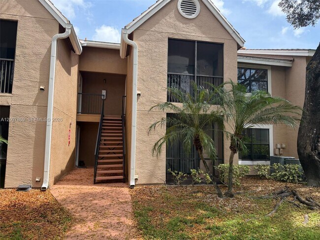 Building Photo - 15570 SW 105th Ln