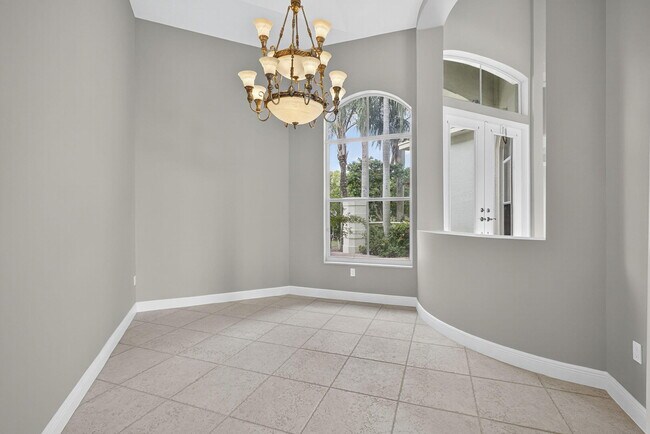 Building Photo - 2162 Stotesbury Way