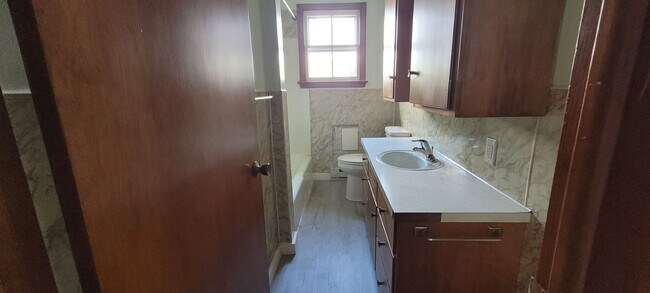 Building Photo - 4 Bedroom home in a rural setting