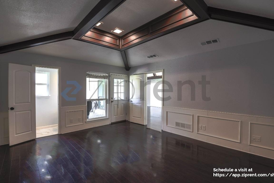 Building Photo - 1409 Creekside Dr