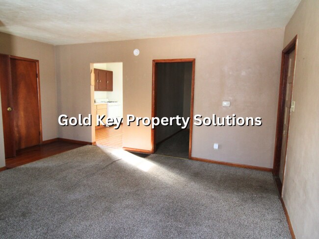 Building Photo - 2930 Fletcher St