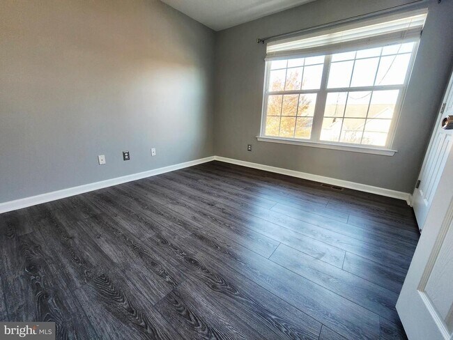 Building Photo - 2768 Fynamore Ln