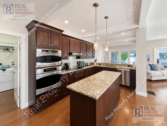 Building Photo - 9 Nowell Ct