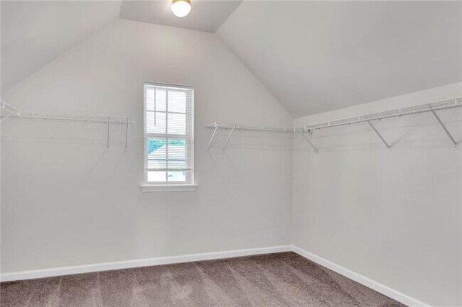 Building Photo - 5230 Echoes Cove