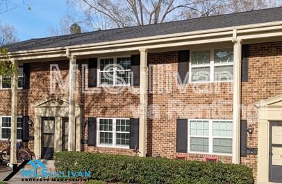 Building Photo - 1002 Willow Dr