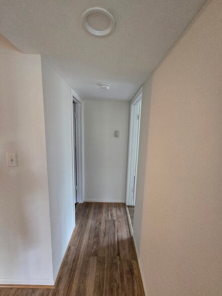 Hallway to Bedrooms - 6 Canterbury Ct