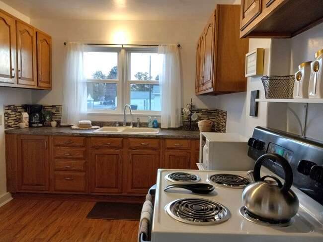 Building Photo - 2 W Pacific St