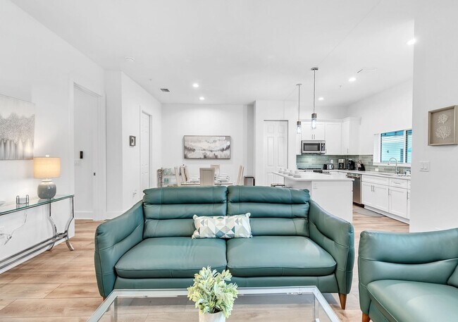 Building Photo - 15405 Gulf Blvd