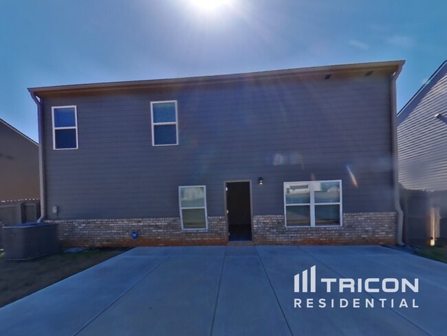 Building Photo - 2405 Cosmo Lane McDonough GA