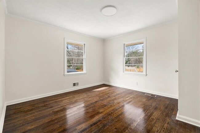 Building Photo - 1451 Belmont Ave