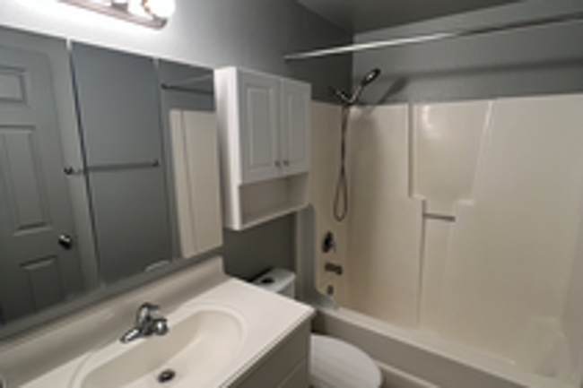 Building Photo - 5bd/2ba House in Tacoma