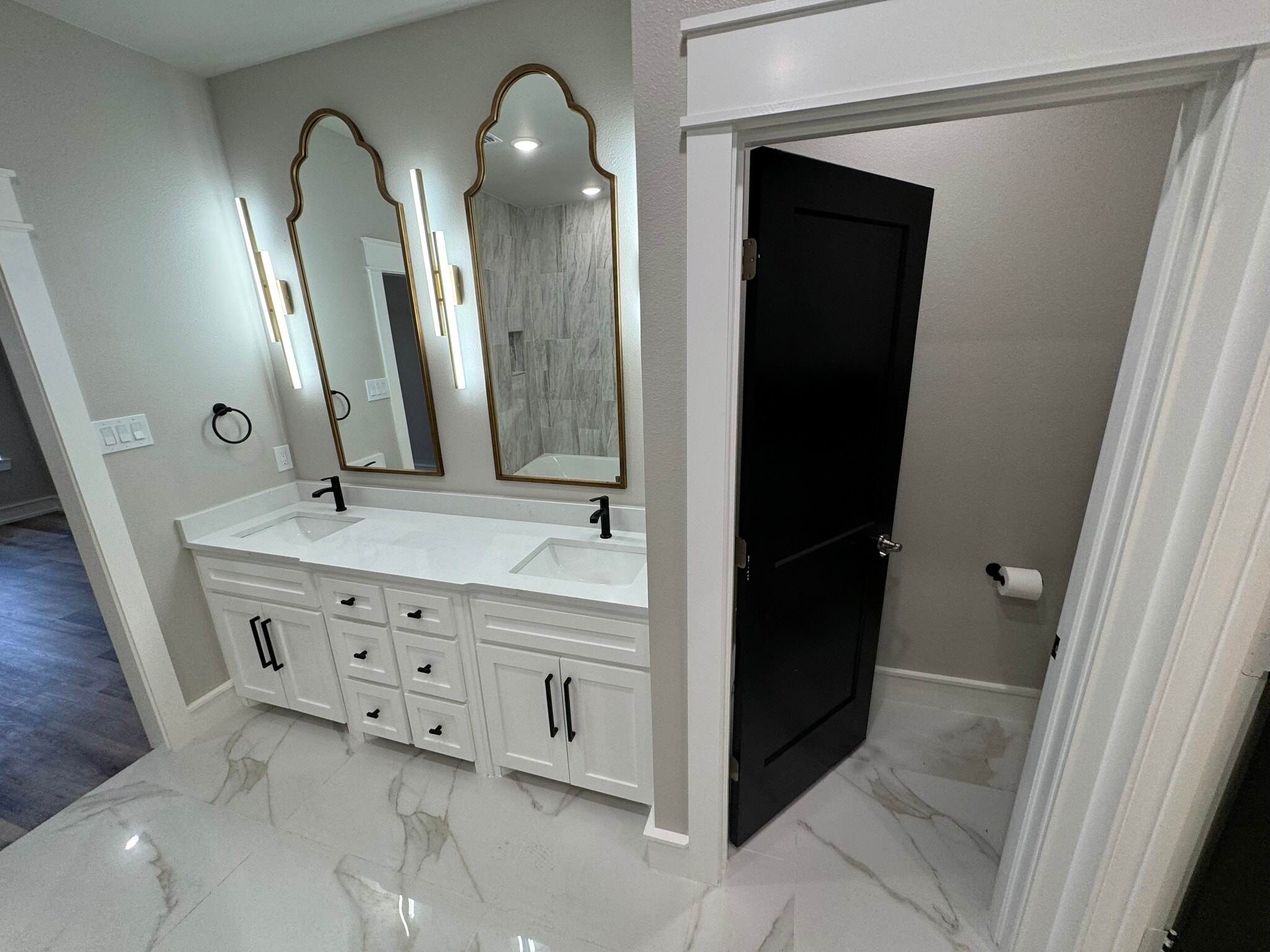 Building Photo - 904 N Fulton Ave