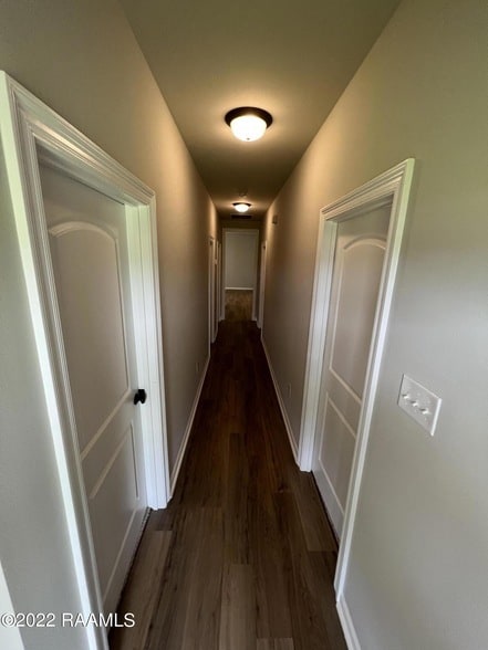 Building Photo - 307 Grassy Meadows Ln
