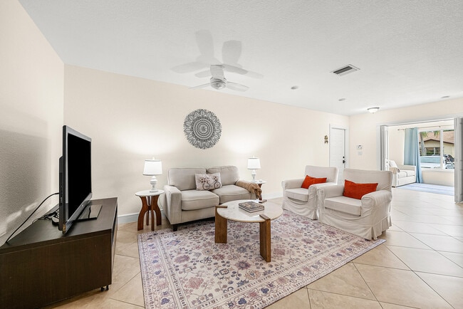 Building Photo - 13990 Nesting Way