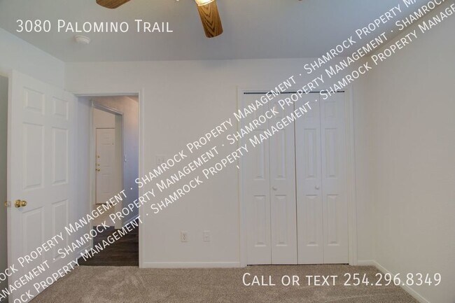Building Photo - Surrey Ridge Duplex