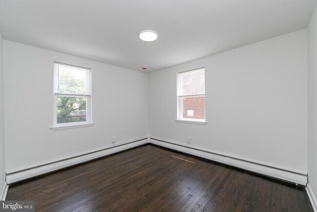 Building Photo - 13 S Black Horse Pike