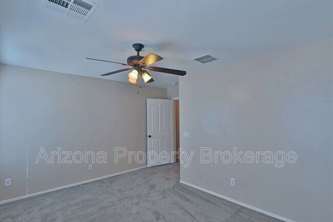 Building Photo - 2603 E San Manuel Rd