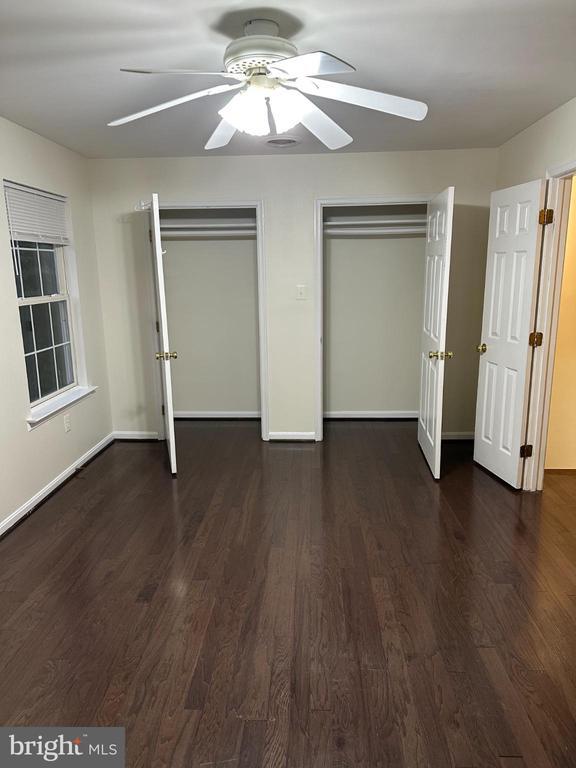 Building Photo - 11130 Hollowbrook Rd