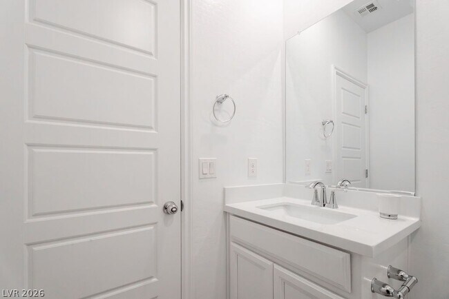 Building Photo - 6822 Greensmen Ave