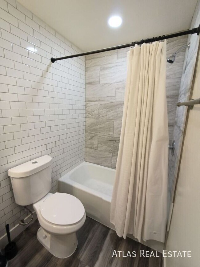 Building Photo - 1131 W 650 N St