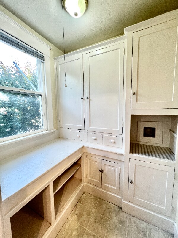 Building Photo - 816 S 8th St