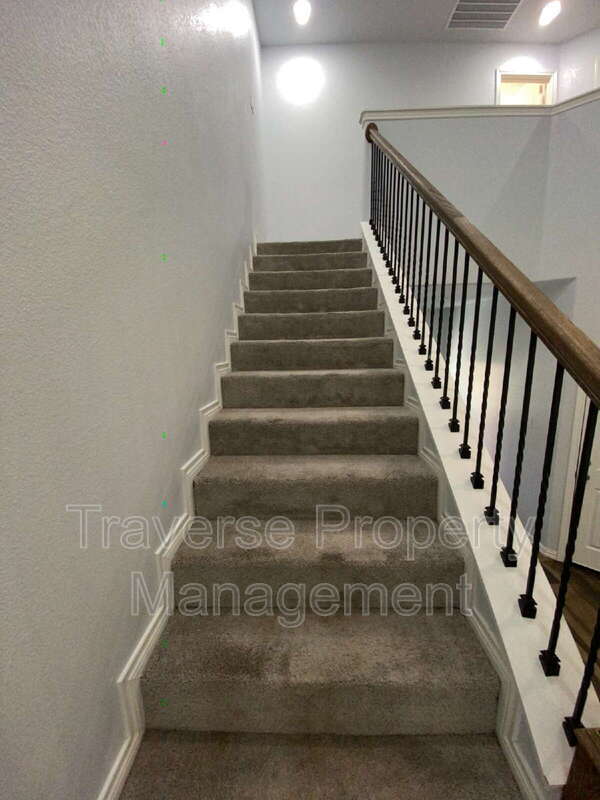 Building Photo - 5408 Fernander Dr