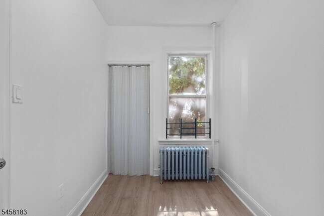 Building Photo - 15 Highland Ave