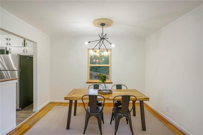 Building Photo - 436 Grady Pl