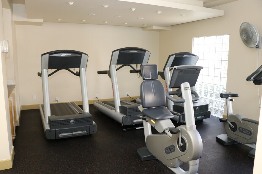 Various Gym Equipment - 8889 Caminito Plaza Centro