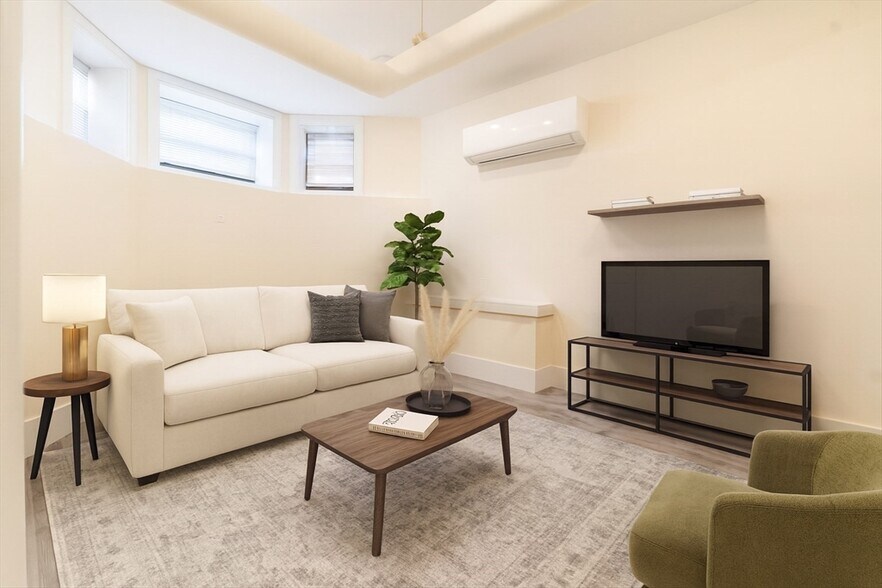 Building Photo - 82 Peterborough St